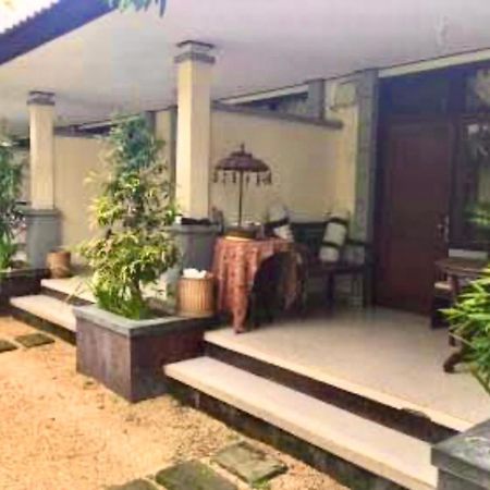Gina'S Guest House Sanur Kültér fotó
